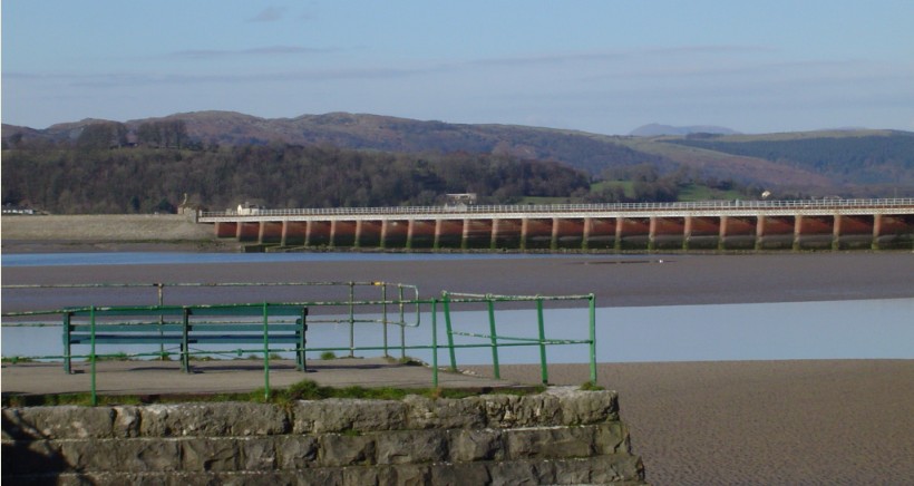 Arnside Sea Front 2004 PA.jpg