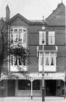 1922 Exterior as L and Y Bank WNT.jpg