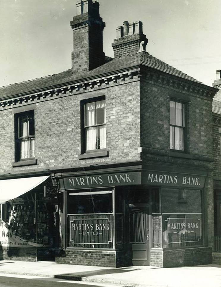 Barrow in Furness, Rawlinson St. (Martins) ext 1937.jpg