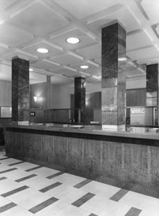 1955 London 236 Tottenham Court Road interior 4 BGA Ref 30-2958