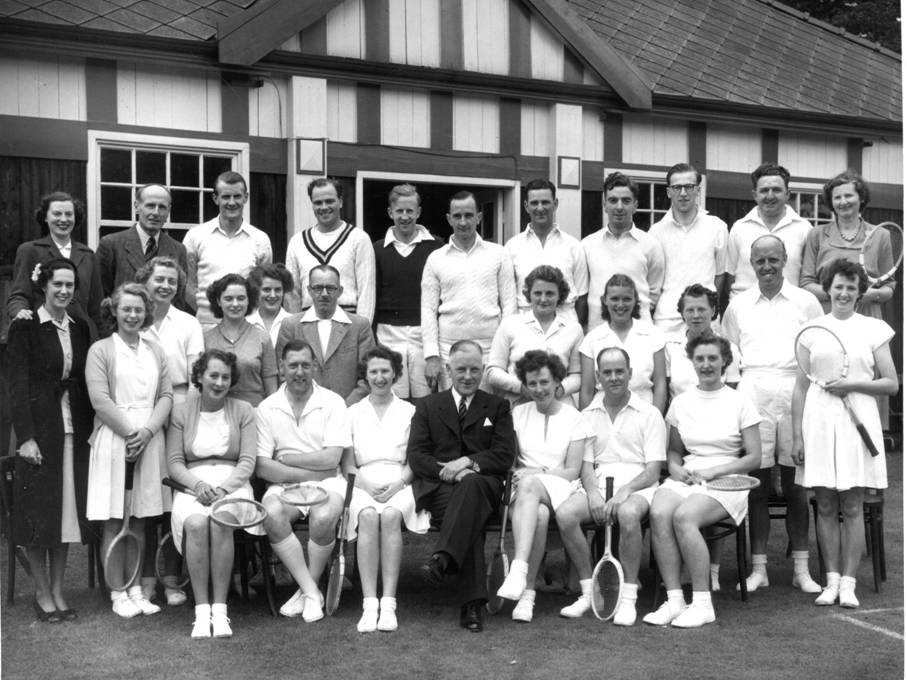 1955 Inter-District Tennis Liverpool vs Manchester Mr Shenton and Teams Beryl Creer MBA