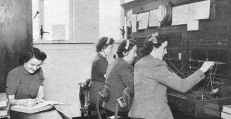 1947 The Girls at the Switchboard MBM-Su47P42.jpg