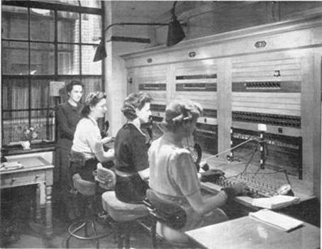 1947 The Girls at the London Switchboard MBM-Au47P32.jpg