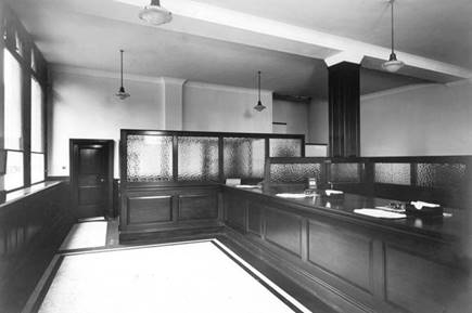 1960 s London Moorgate interior 1 BGA Ref 33-391