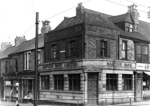 1940 s South Shields Westoe Exterior BGA Ref 30-3176.jpg