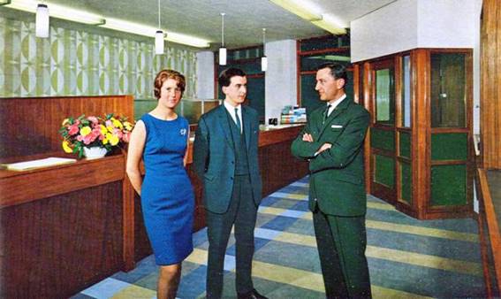 1967 Knutsford Interior and Staff MBM-Wi67P09