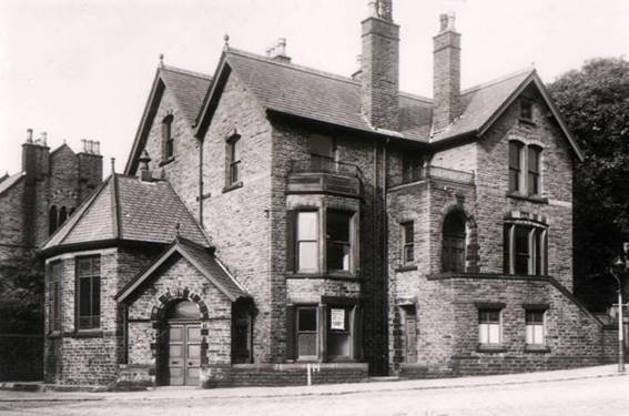 1922 Branch Exterior as L and Y Bank WN Townson