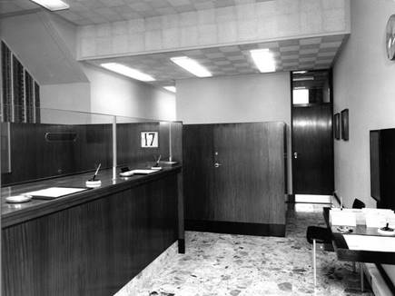 1966 North Hykeham Interior 1 BGA Ref 30-3096.jpg