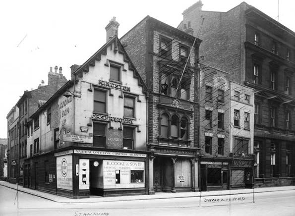 1966 Hull Market Place Exterior (Planned) BGA Ref 30-1386