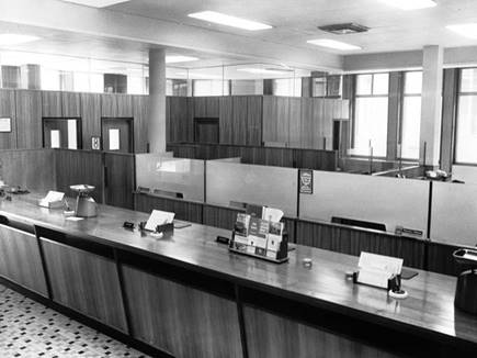 1966 Hull Market Place interior 2 BGA Ref 30-1386