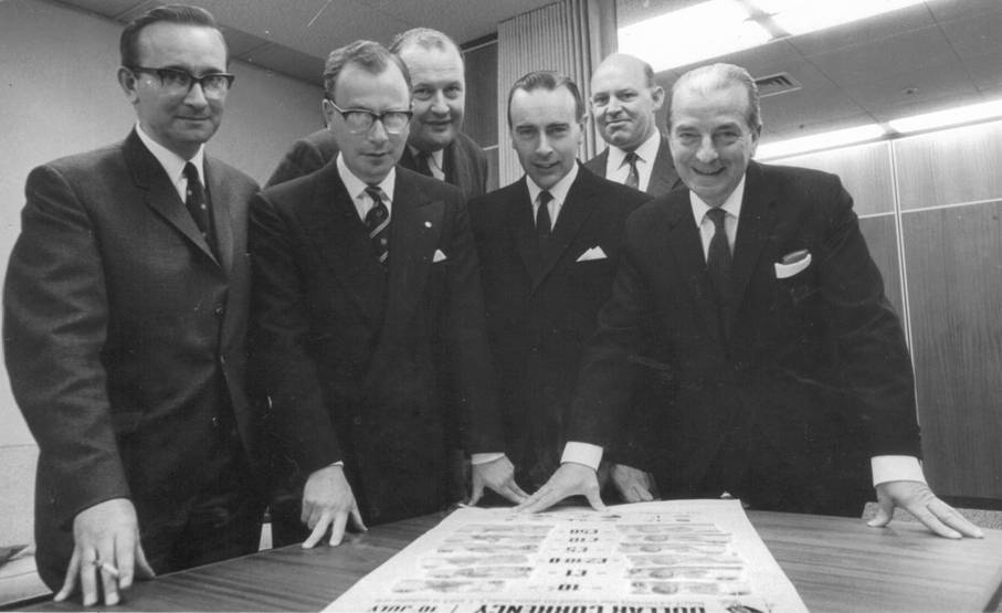 1967 Ron Hindle as Chair of Decimalisation Committee visiting New Zealand RH