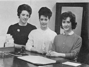 Lewis's Hanley Late 60s (httpwww.thepotteries.orgphotosPete_late60s10.htm)