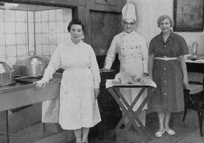 1958 Leeds Catering Staff MBM-Sp58P32.jpg