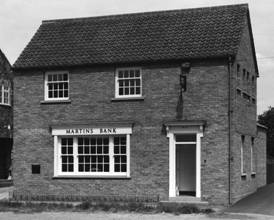 1966 Exterior view of Branch Caravan through manor gates MBM-Au66P37.jpg